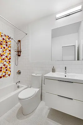 Rented by Douglas Elliman | media 15