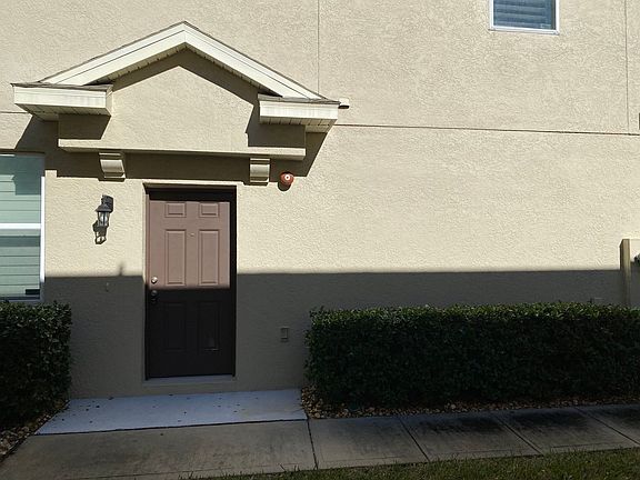 3rd image of 1586 Plumeria Pl