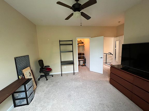 main bed room with walk-in closets