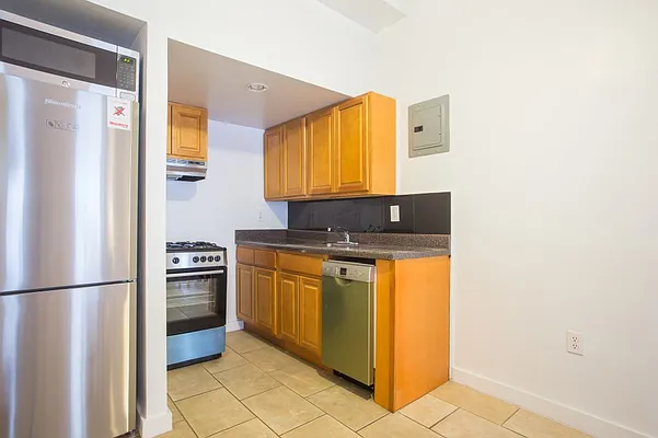 Rented by MNS | media 1