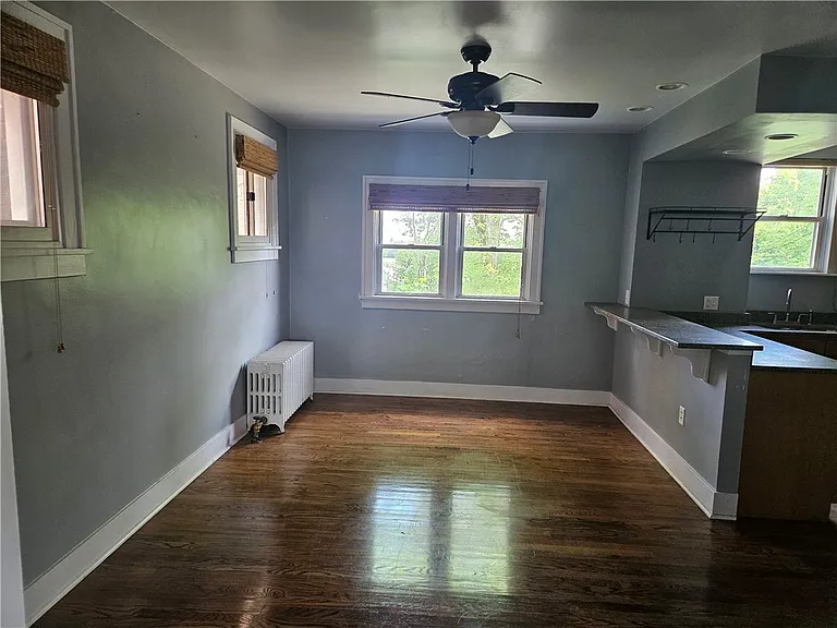 713 Hazelwood Ave — Photo 7
