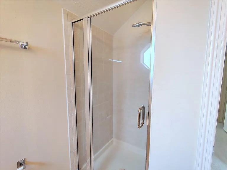 5606 Grandwood Ln — Photo 44