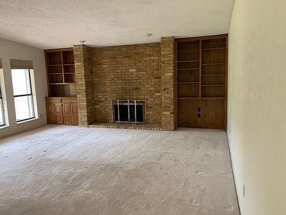 3rd image of 2225 Teakwood Ln