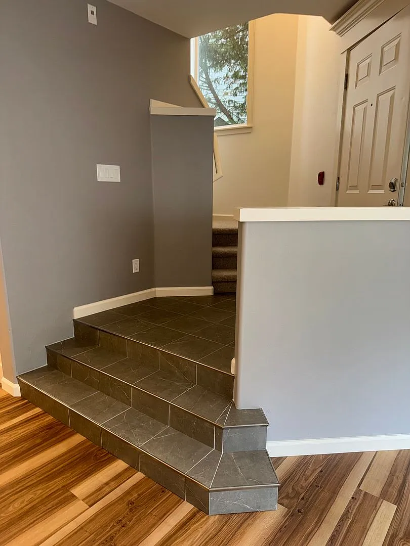 Issaquah Klahanie Townhouse — Photo 4