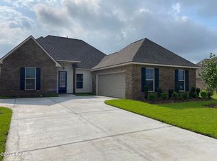 305 Appleby Way, Youngsville, LA 70592
