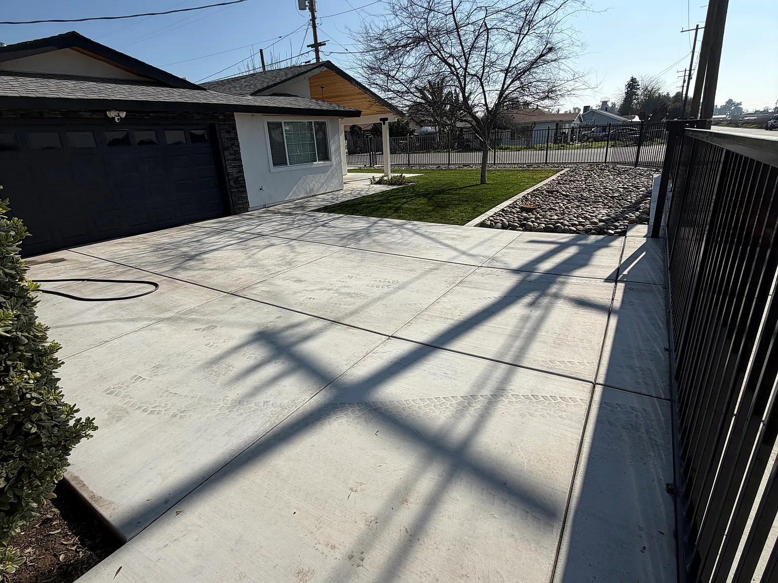 3 bed, 1213 sqft, $2,350 — Photo 3