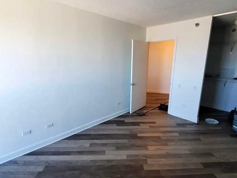 400 N La Salle Dr #3201 — Photo 7