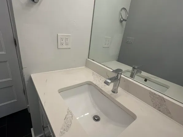 157 Sherman Avenue image 16 of 18