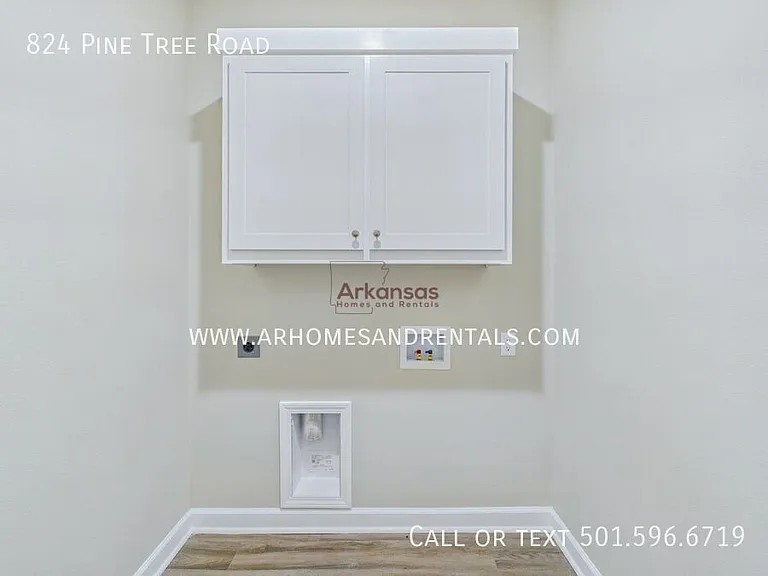 824 Pine Tree Rd — Photo 12