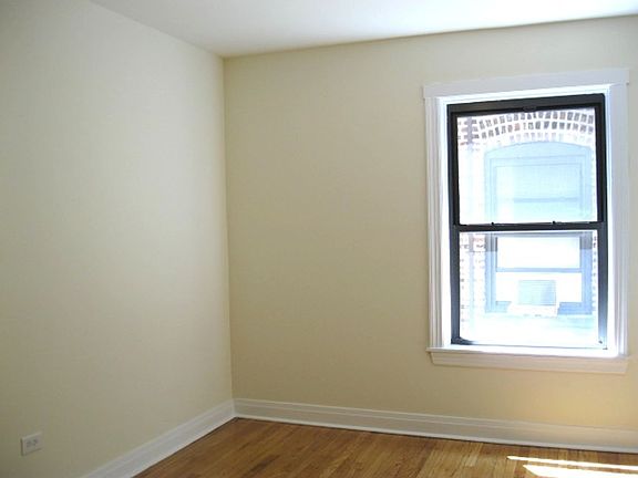 5th image of 2647-53 N Spaulding Ave #2647-1W