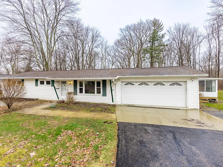 8752 S Spring Valley Park Dr — Photo 24