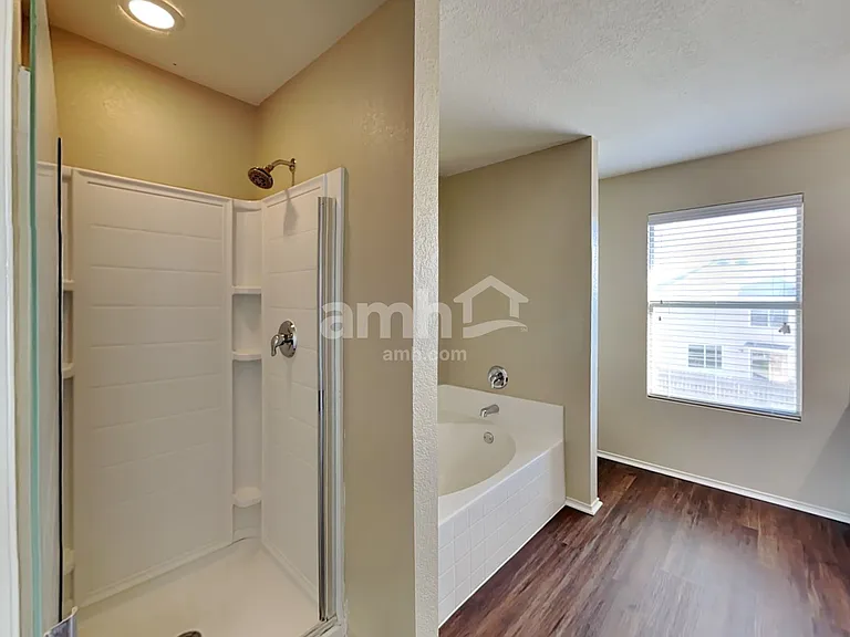 9829 Sparrow Hawk Ln — Photo 12