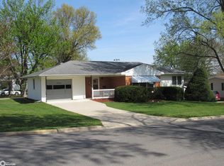 414 N East St, Bloomfield, IA 52537