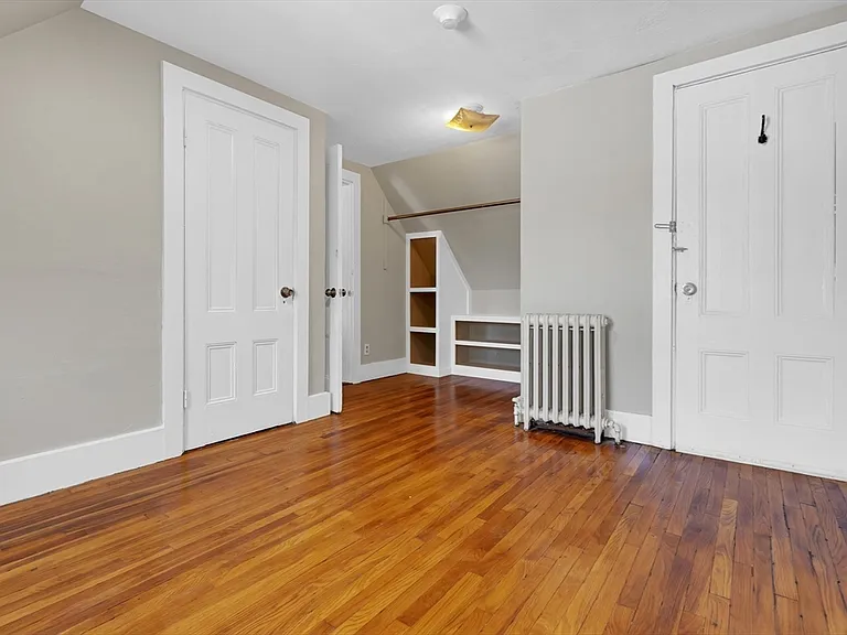 28 Evergreen St #3 — Photo 12