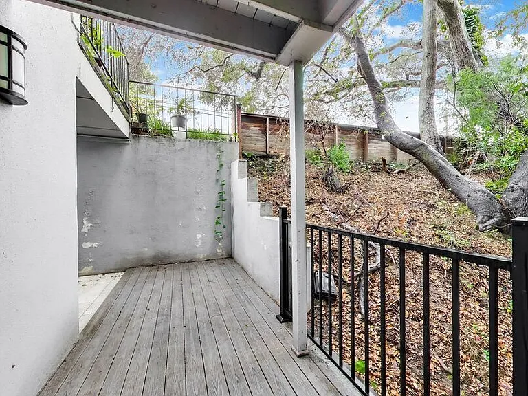 25 Devonshire Blvd #1 — Photo 16