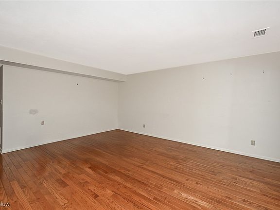 5th image of 1105 Canyon View Rd APT 303