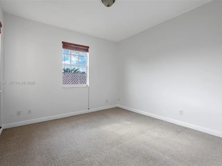5271 SW 141st Ter — Photo 25