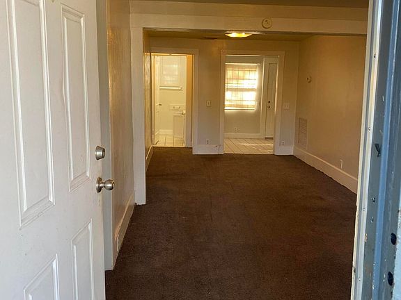 2nd image of 1144 W 22nd St