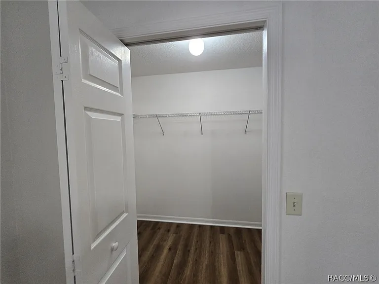 292 N Fitzpatrick Ave — Photo 8