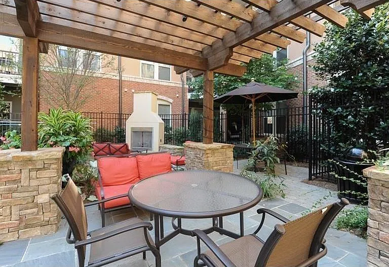 901 Abernathy Rd #2110 — Photo 30