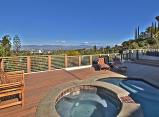 3240 Steven Dr, Encino, CA 91436