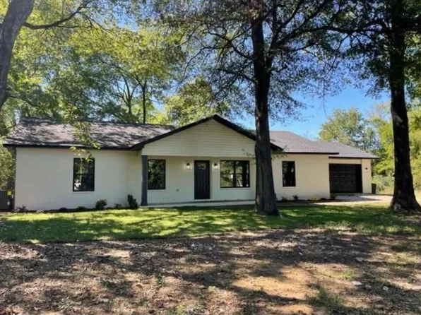 404 Clovis St, Danville, AR 72833