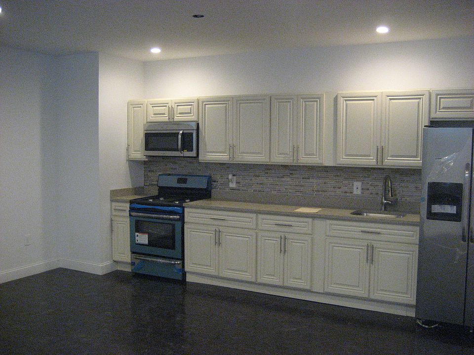 1st image of 3101 Snyder Ave