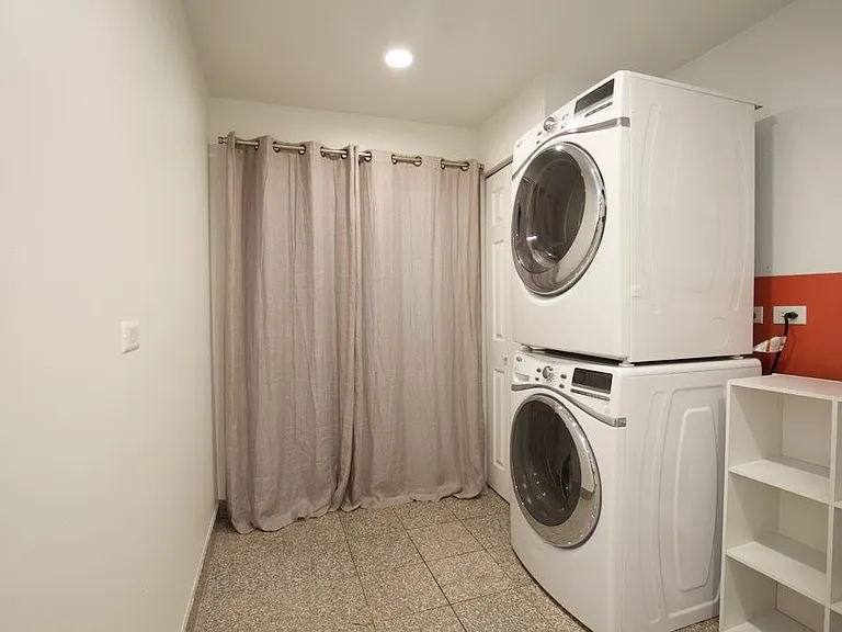 2626 W Superior St #2 — Photo 20