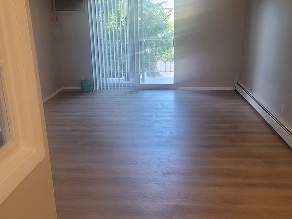 2nd image of 867 Tree Ln