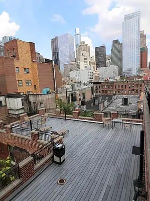 Rented by Avenues Real Estate | media 22