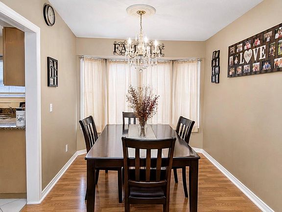 4th image of 5302 Gladeside Dr