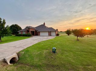 20301 Flowered Meadow Way, Edmond, OK 73012