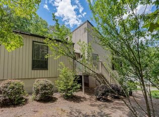 2548 Kingsley Dr NE, Marietta, GA 30062