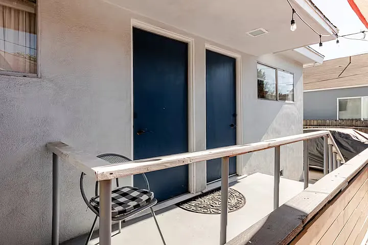 1427 Carmona Ave — Photo 33