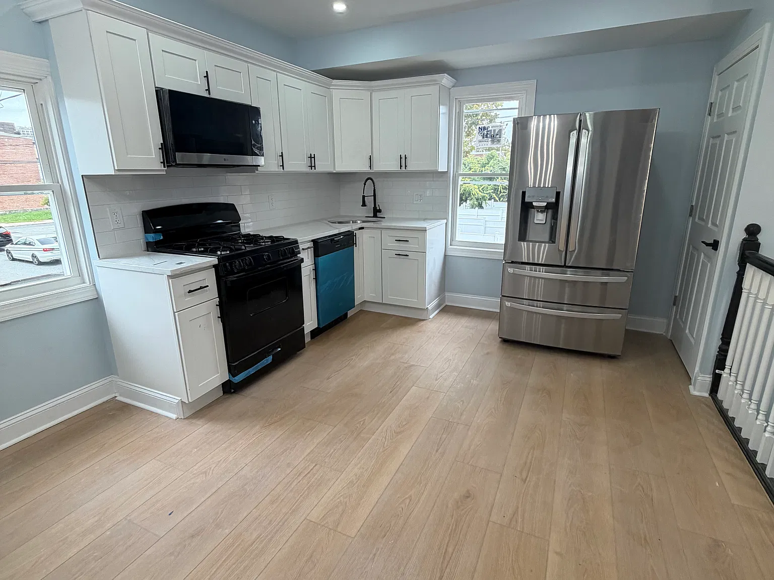 3 bed, 1.5 bath, $1,999 — Photo 3