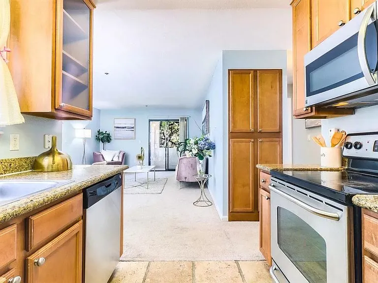 880 E Fremont Ave #622 — Photo 6