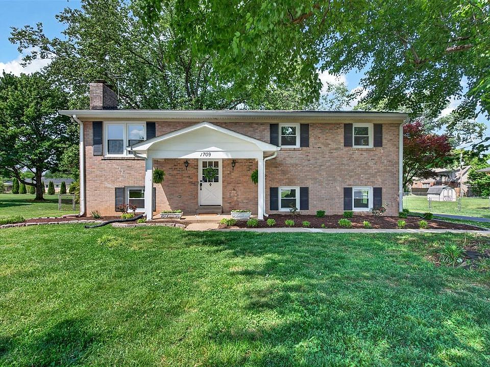 1st image of 1709 Lennox Way