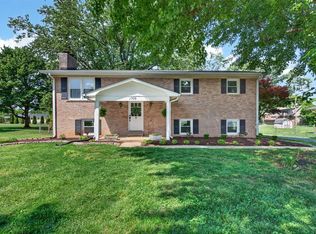 1709 Lennox Way, Bowling Green, KY 42104