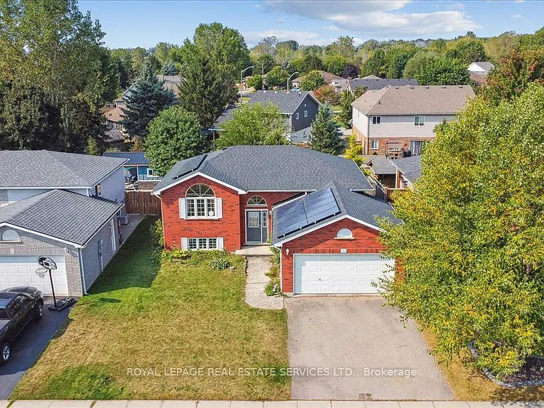 82 Whitlaw Way — Photo 38