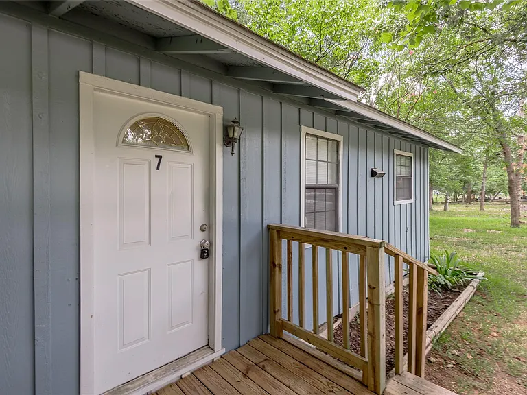 7A Hickory Ln — Photo 3