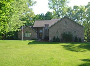 10411 Timber Rdg, Saline, MI 48160