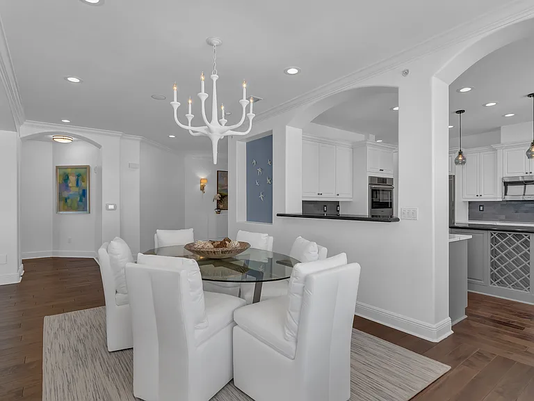 4866 S Harbor Dr #401 — Photo 7