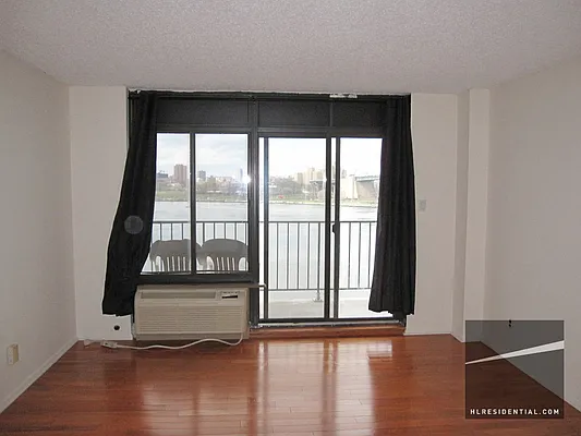Rented by Highline Residential | media 8