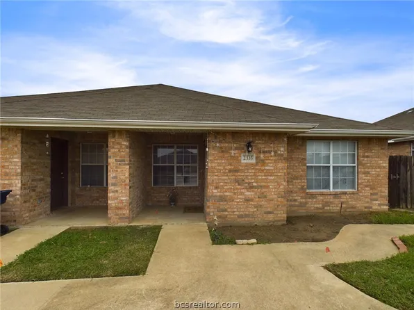 2335 Pronghorn Ln, College Station, TX 77845