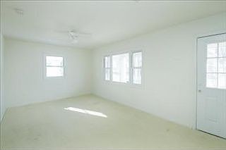 5th image of 38 Riverview Ave