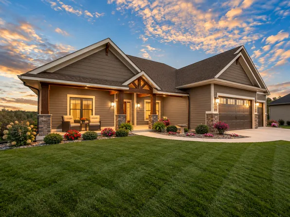 27291 Elle Cir, Elko New Market, MN 55020