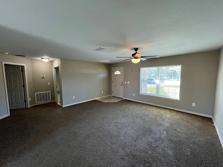 457 Marion Oaks Ln — Photo 8