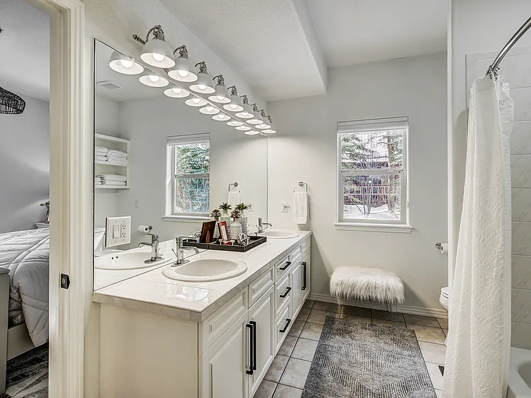 391 Lakeshore Loop — Photo 22