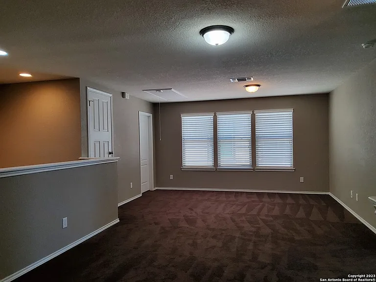 20223 Oak Panache — Photo 11