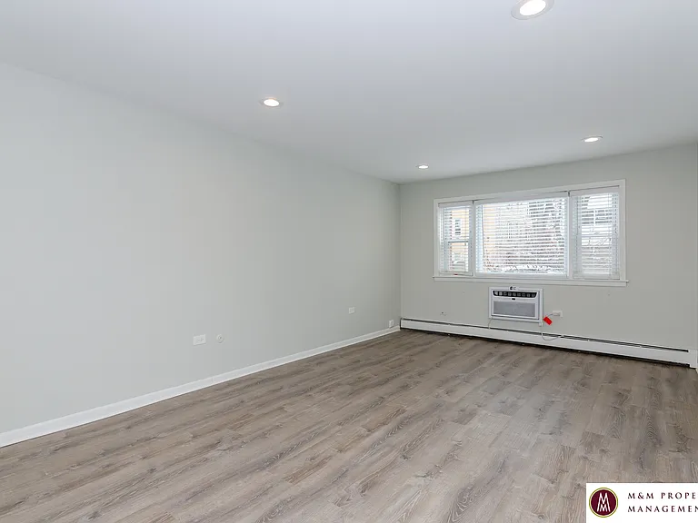 315 N Maple — Photo 15